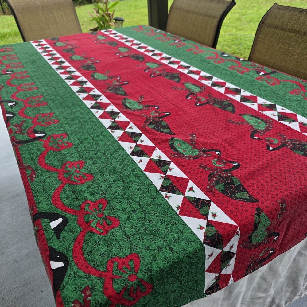 VTG Wilton Court Christmas Tablecloth 78x55 Oval Geese Bows Cotton Holiday